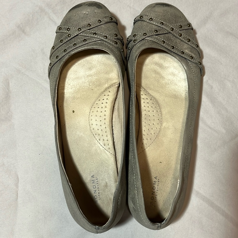 Metallic/Beige Flats Memory Foam Size 9